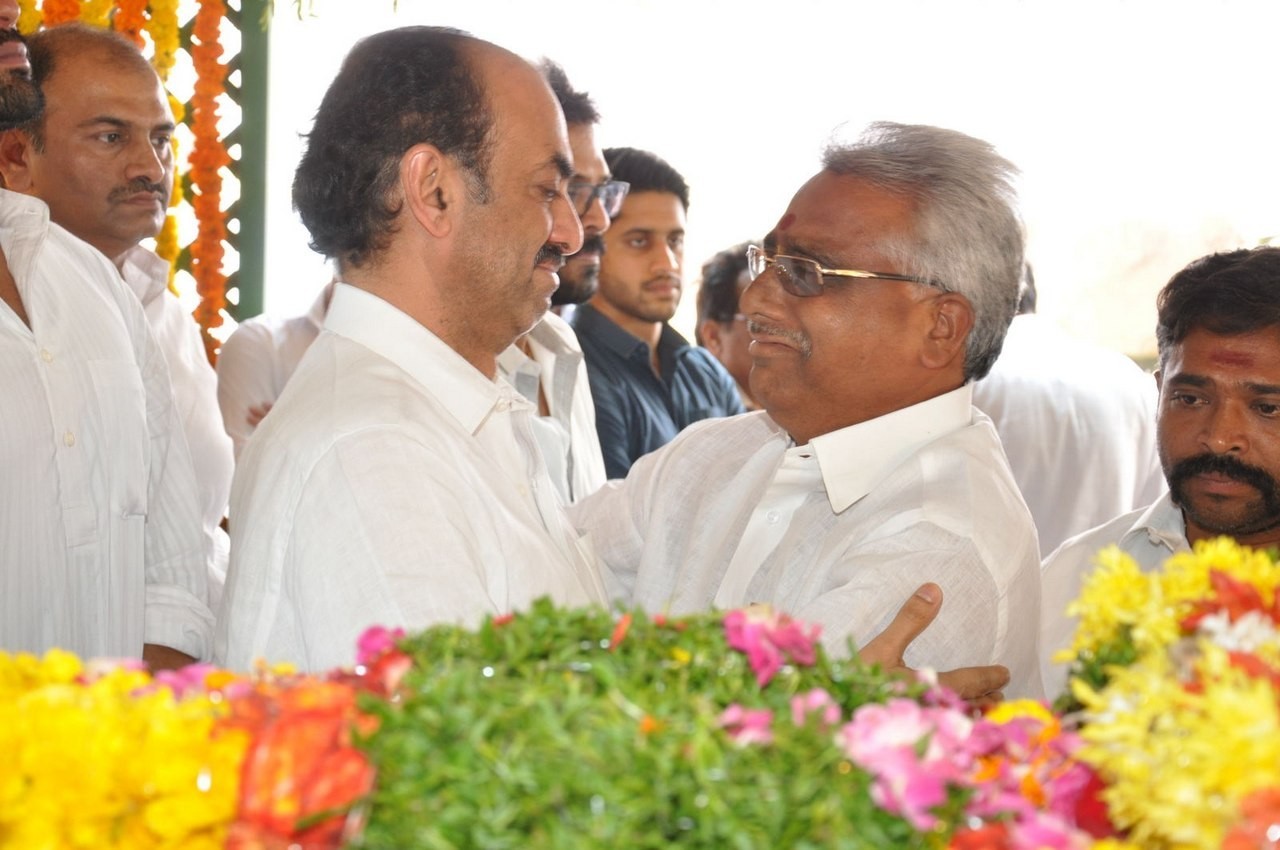 D Ramanaidu Anthima Yatra 04 - 28 / 234 photos