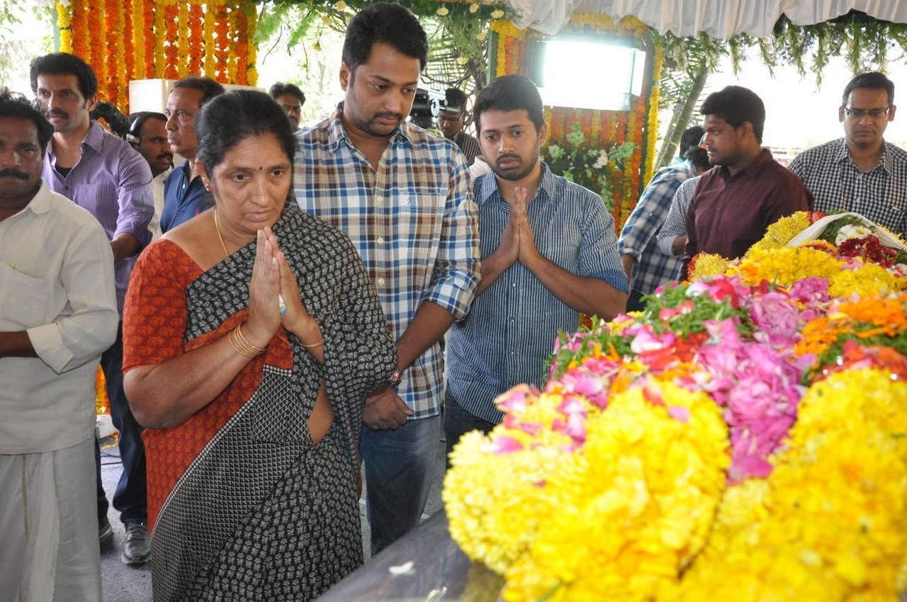 D Ramanaidu Anthima Yatra 04 - 60 / 234 photos