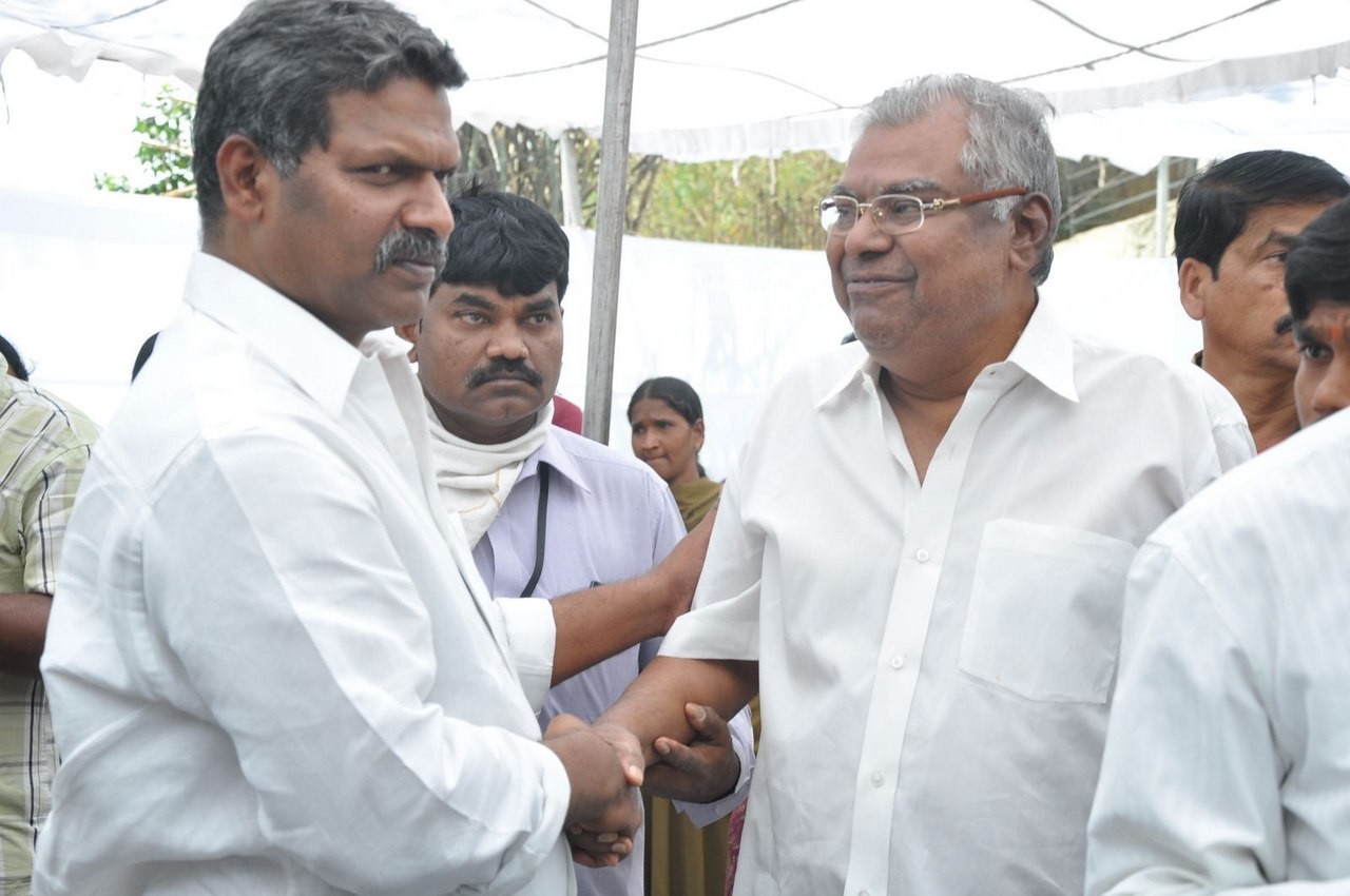D Ramanaidu Anthima Yatra 04 - 83 / 234 photos