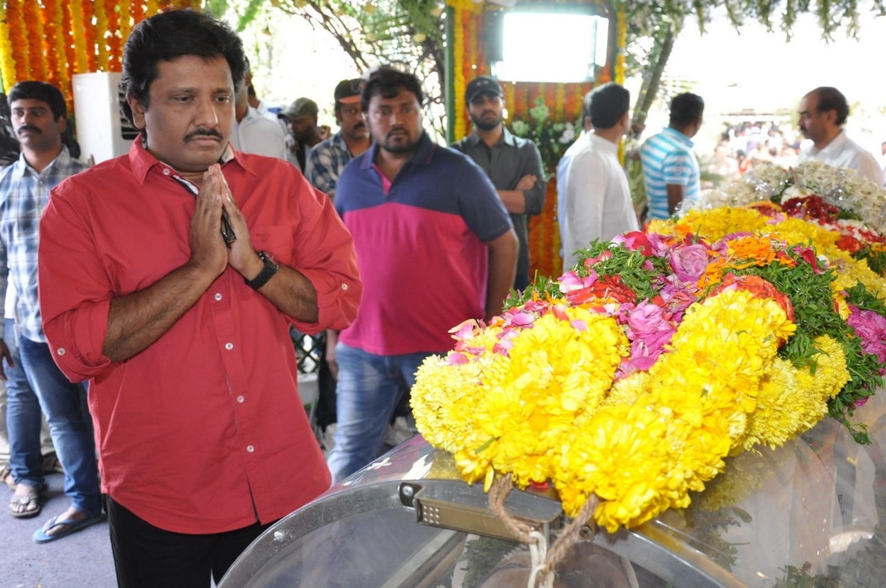 D Ramanaidu Anthima Yatra 04 - 205 / 234 photos