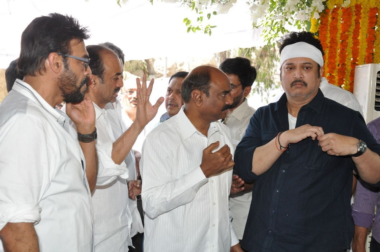 D Ramanaidu Anthima Yatra 05 - 8 / 110 photos