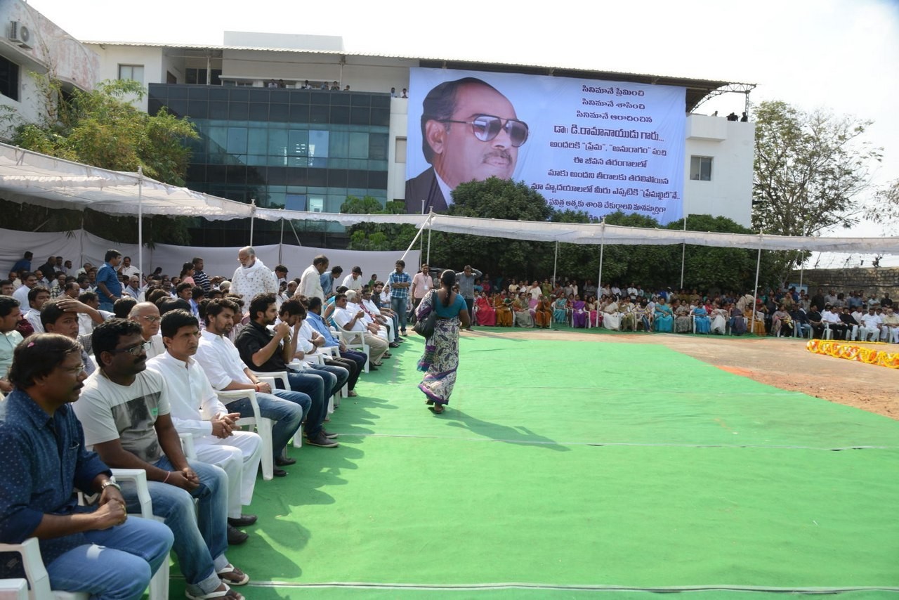 D Ramanaidu Anthima Yatra 06 - 1 / 141 photos