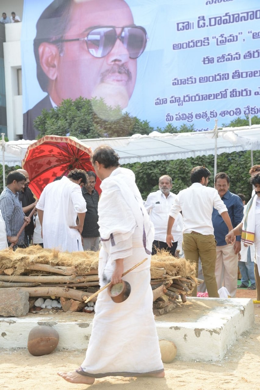 D Ramanaidu Anthima Yatra 06 - 7 / 141 photos