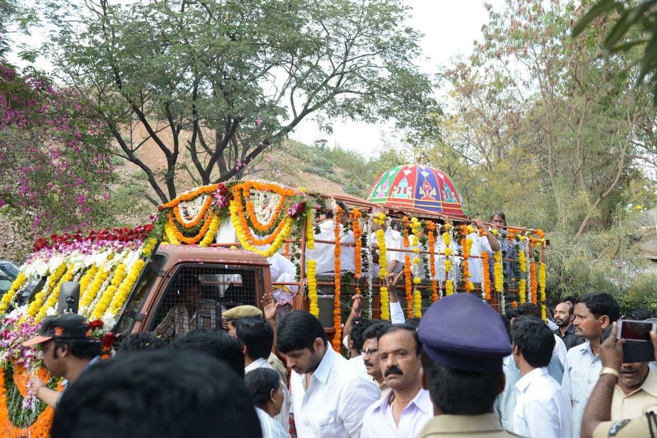 D Ramanaidu Anthima Yatra 06 - 23 / 141 photos