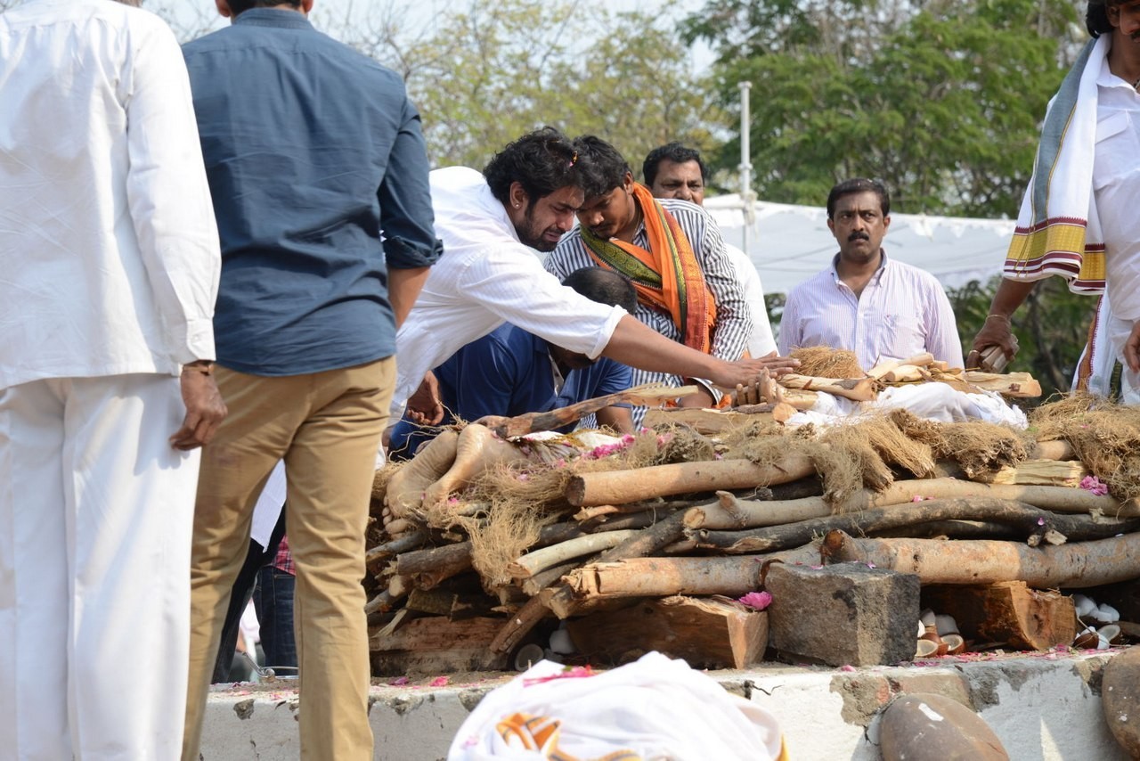 D Ramanaidu Anthima Yatra 06 - 33 / 141 photos