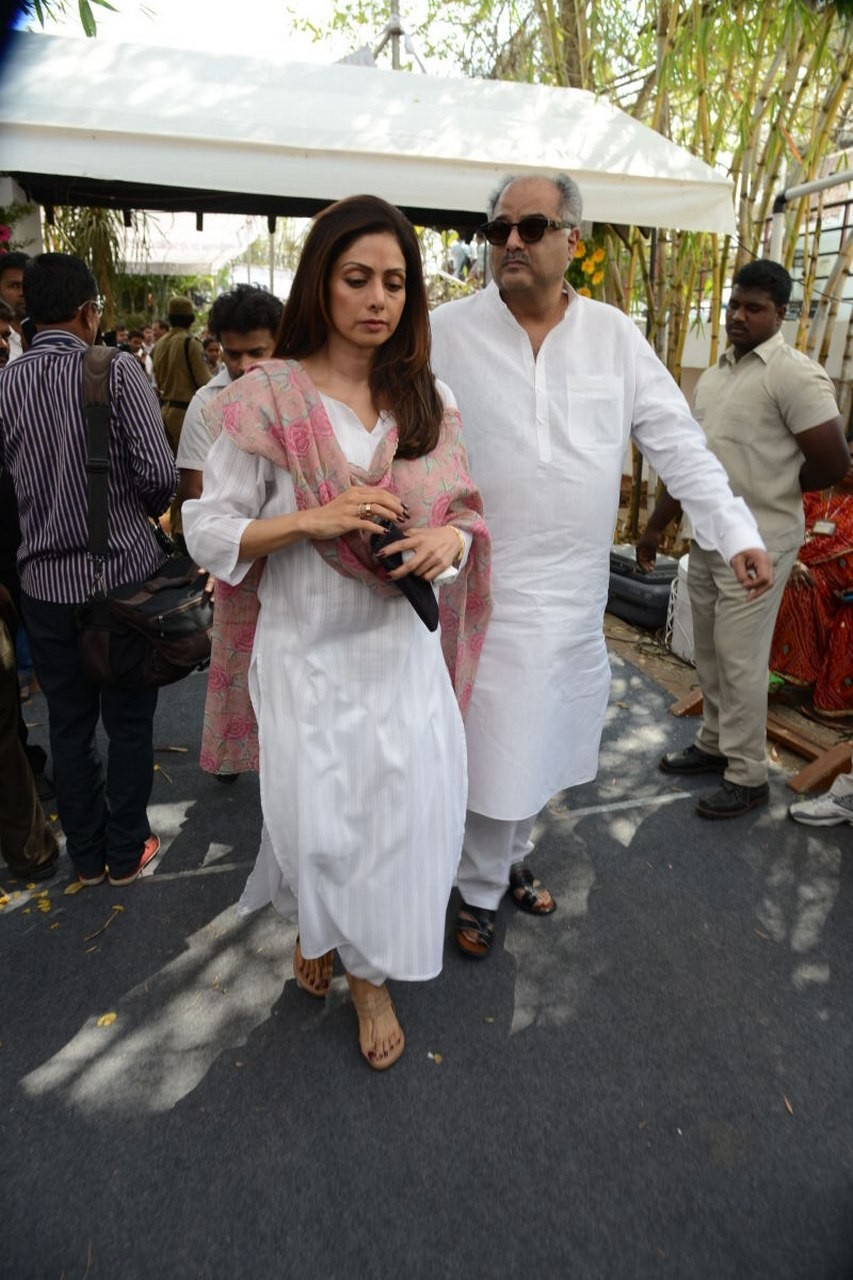 D Ramanaidu Anthima Yatra 06 - 35 / 141 photos