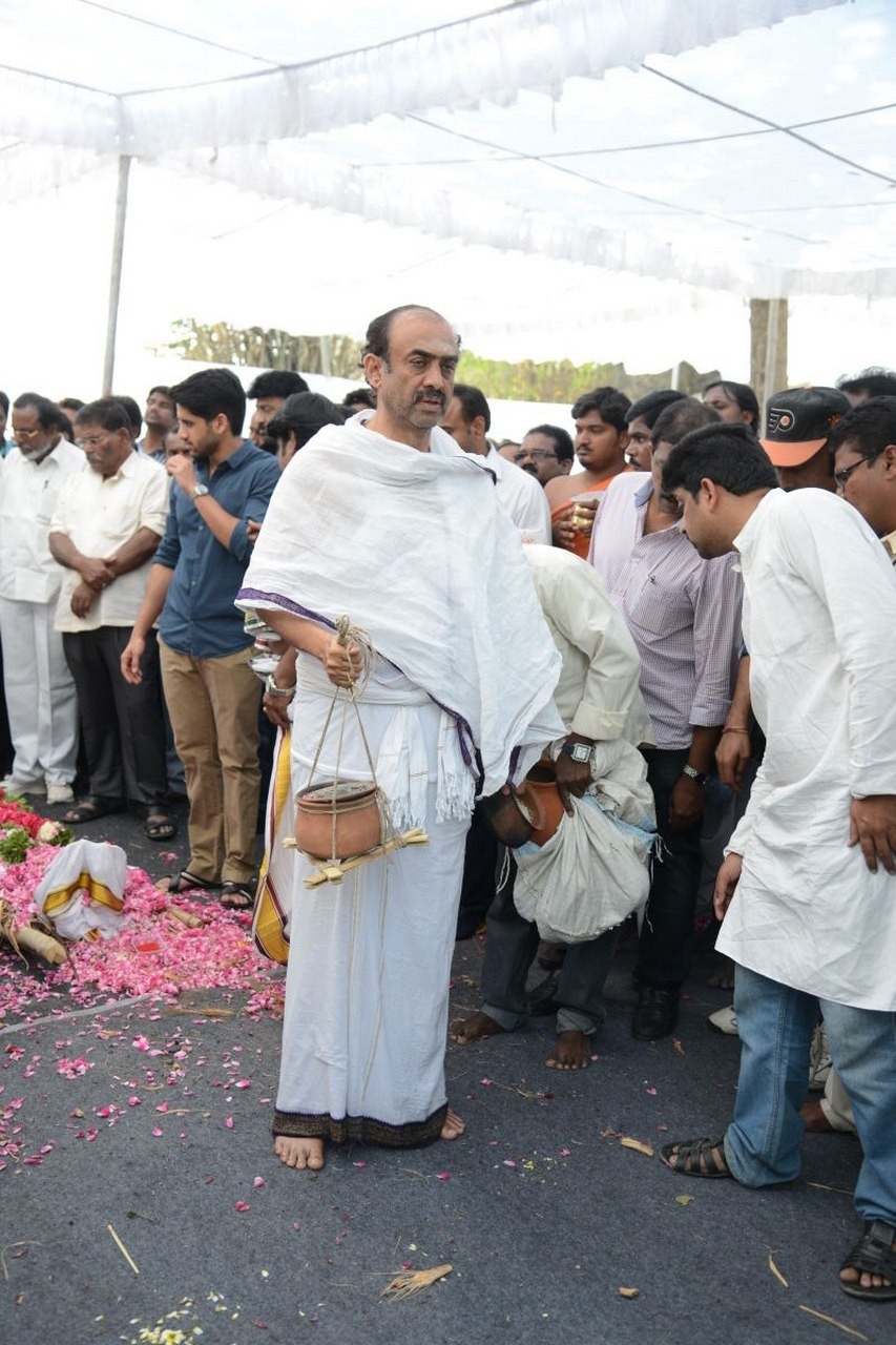 D Ramanaidu Anthima Yatra 06 - 42 / 141 photos