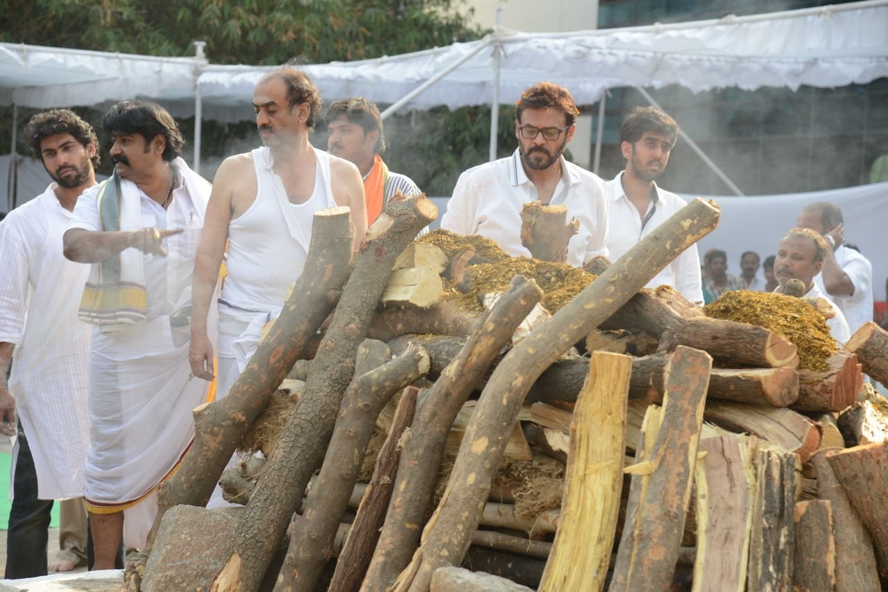 D Ramanaidu Anthima Yatra 06 - 53 / 141 photos