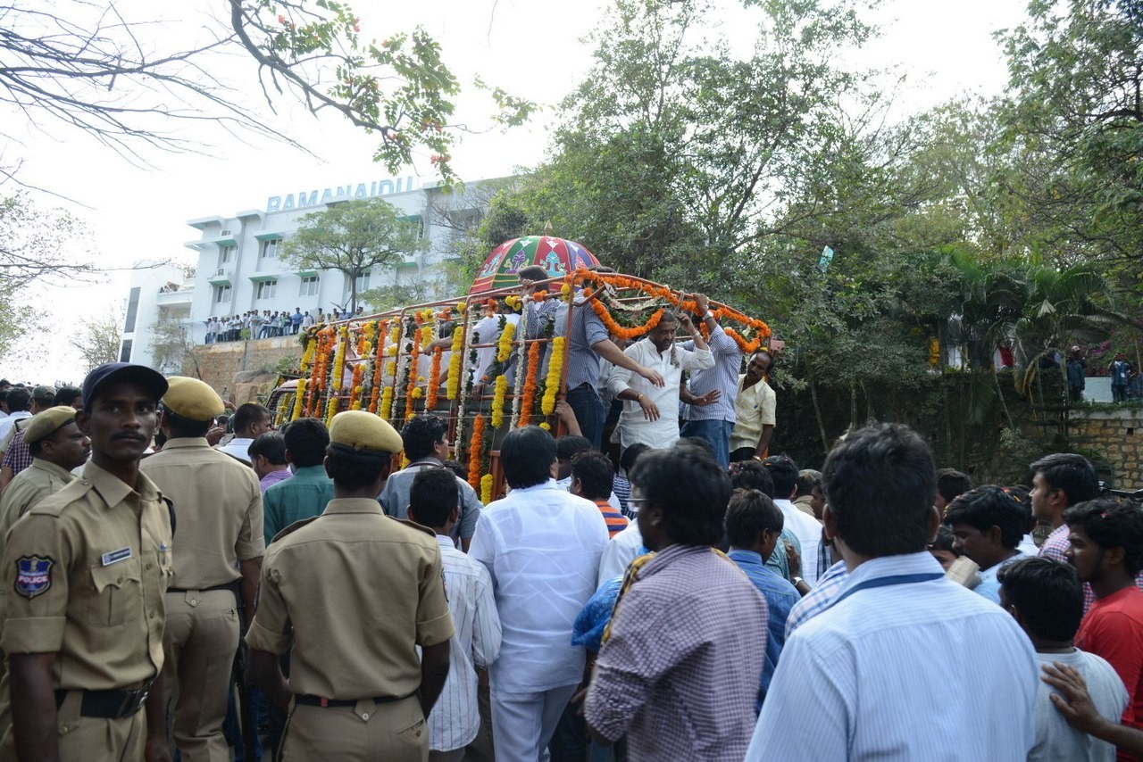 D Ramanaidu Anthima Yatra 06 - 60 / 141 photos