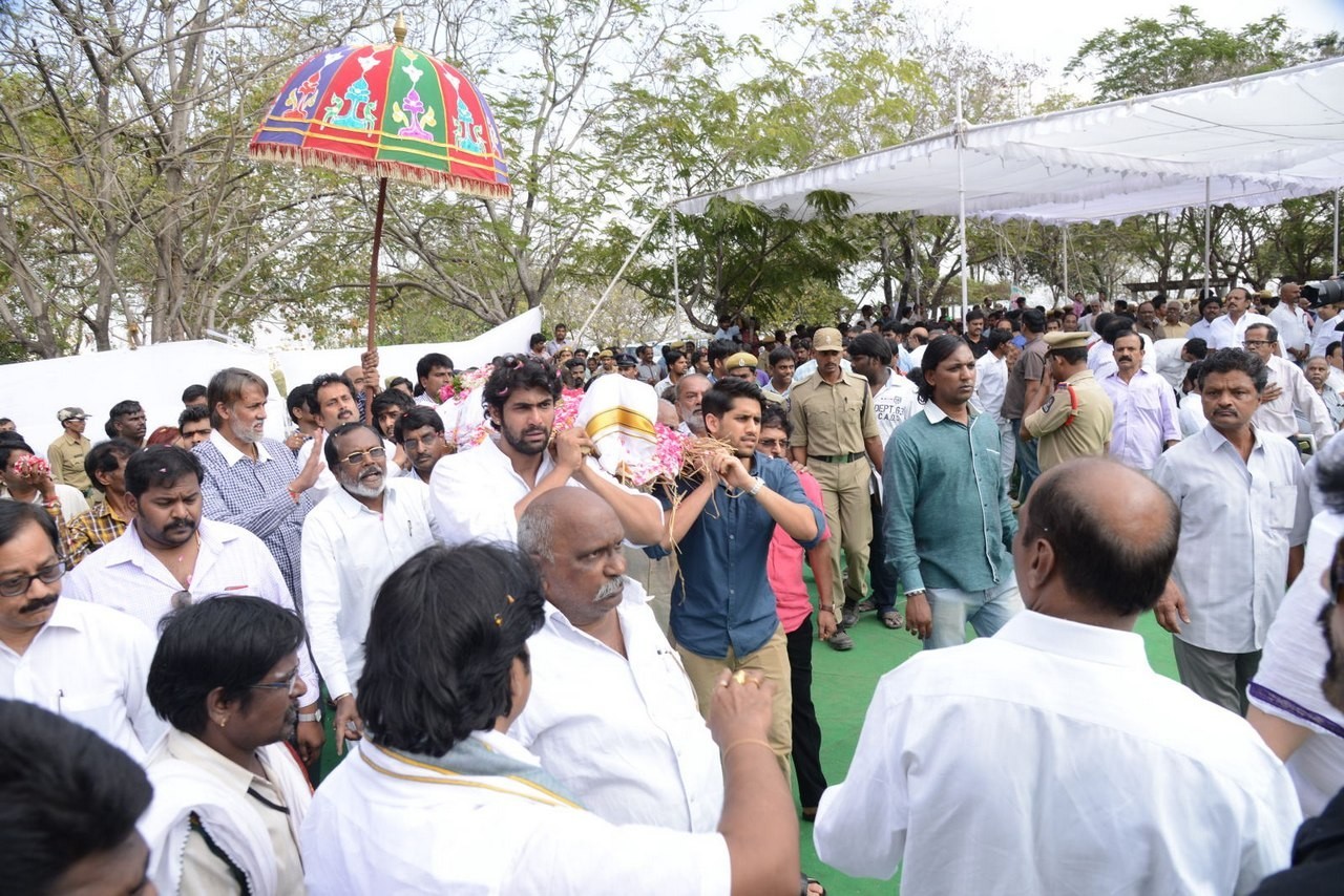 D Ramanaidu Anthima Yatra 06 - 67 / 141 photos