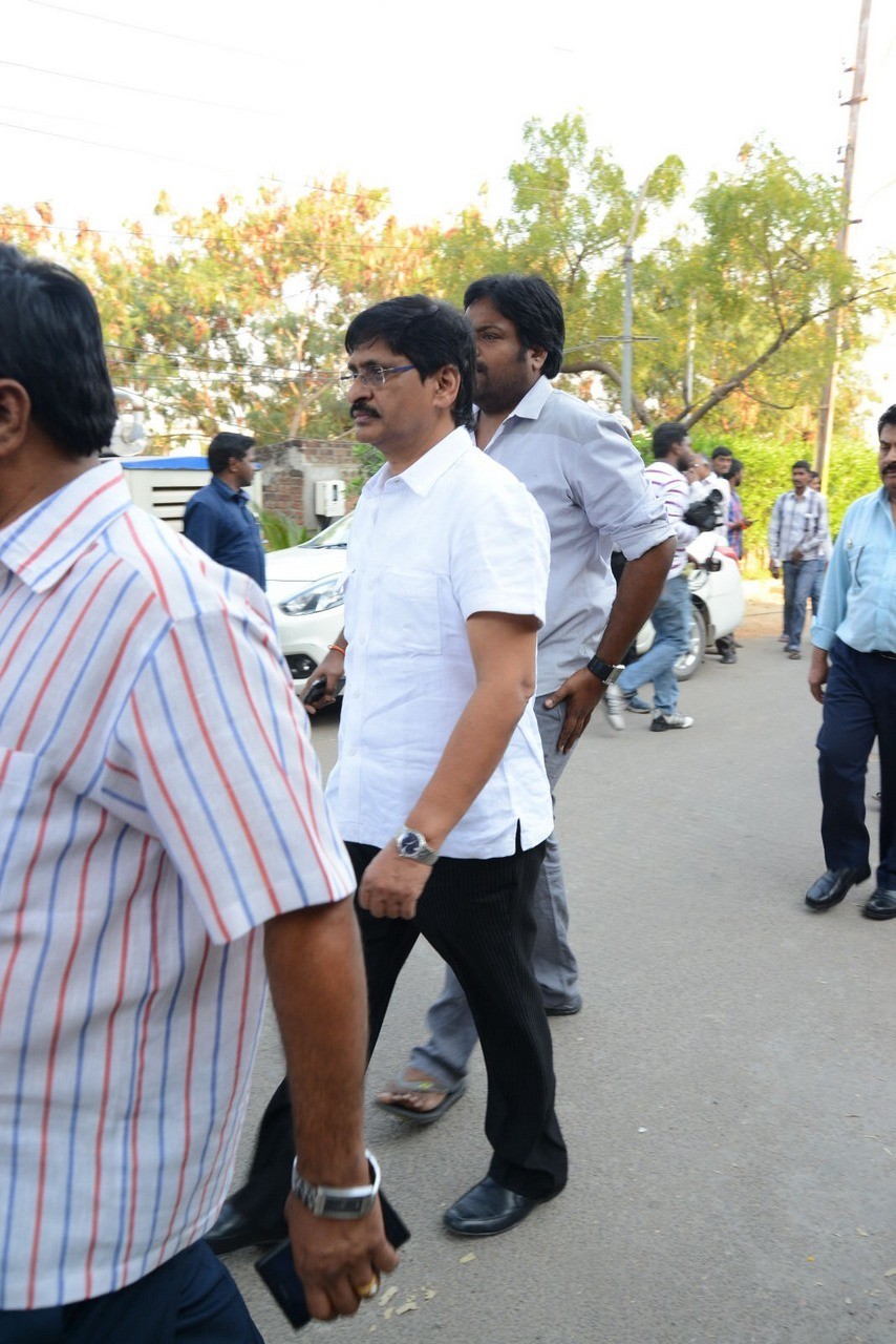 D Ramanaidu Condolences Photos 01 - 64 / 162 photos