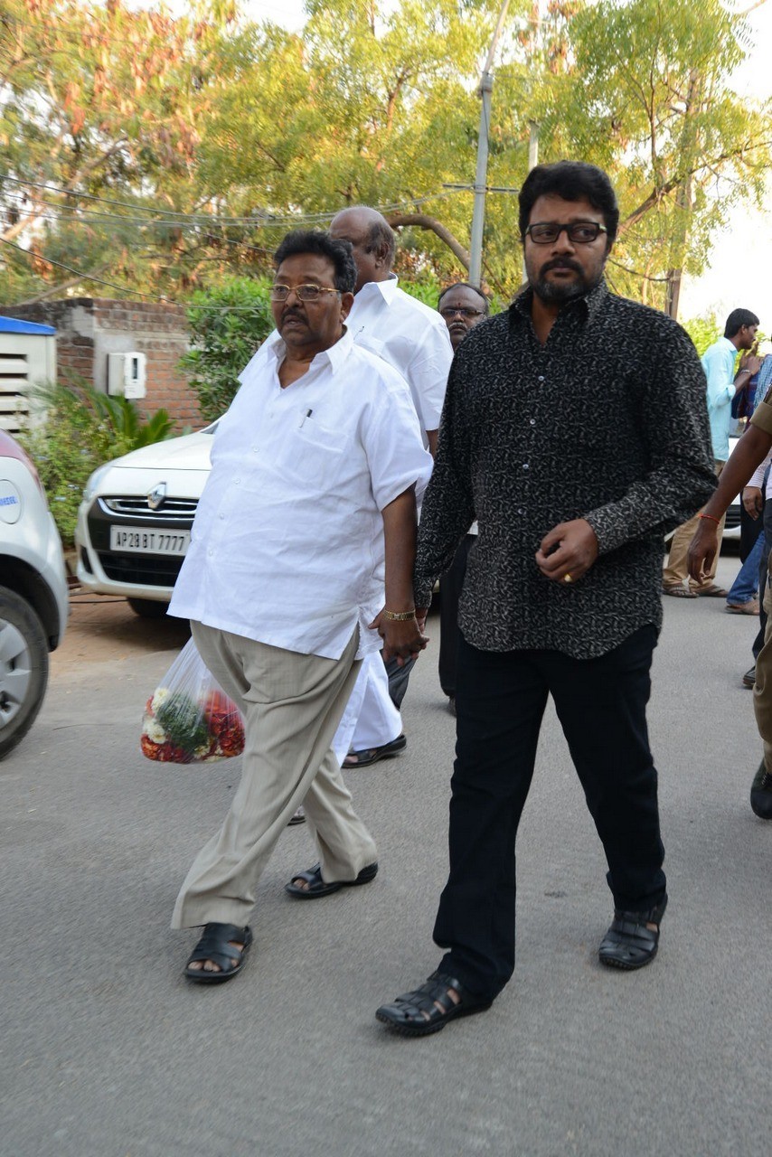 D Ramanaidu Condolences Photos 01 - 137 / 162 photos