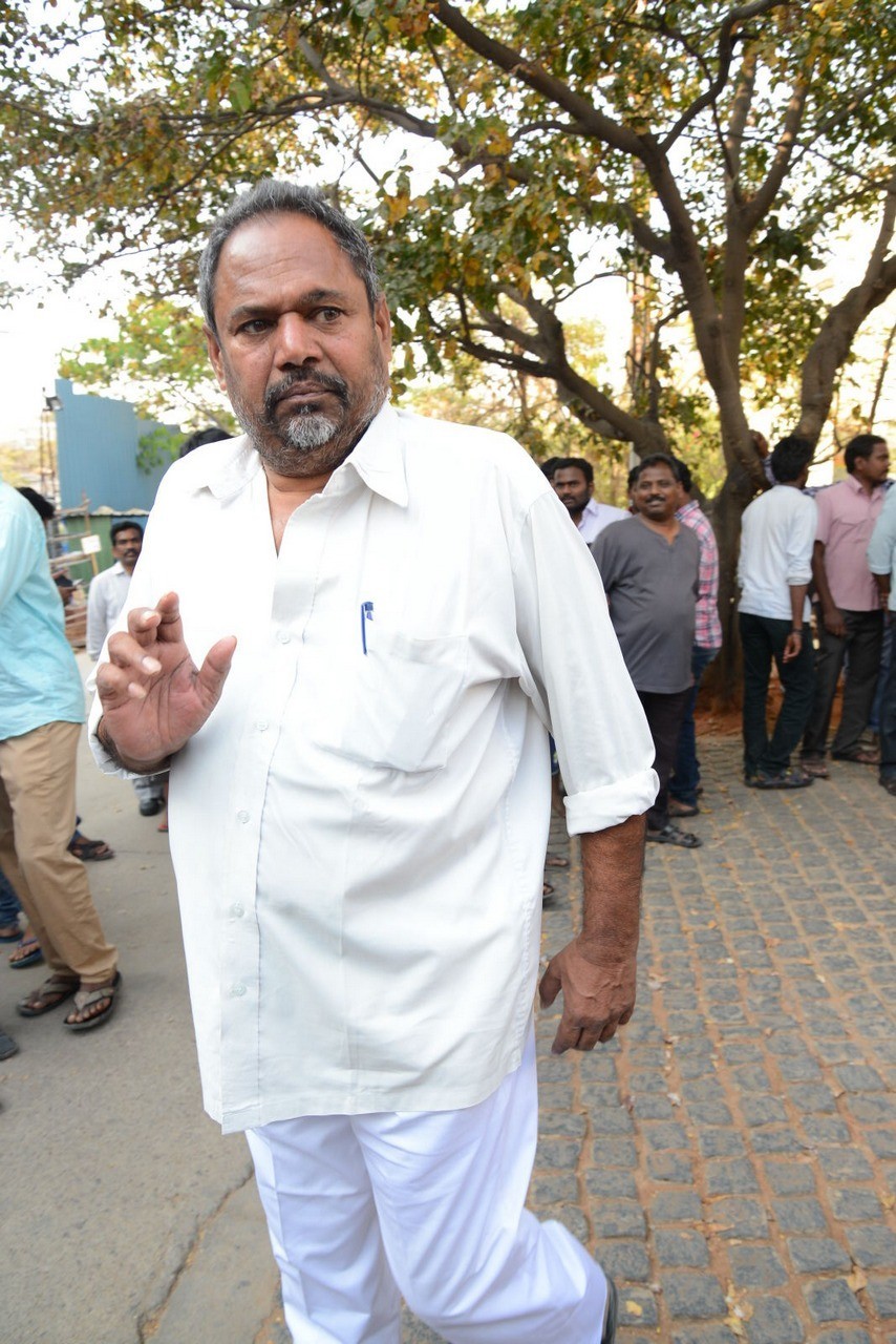 D Ramanaidu Condolences Photos 01 - 139 / 162 photos