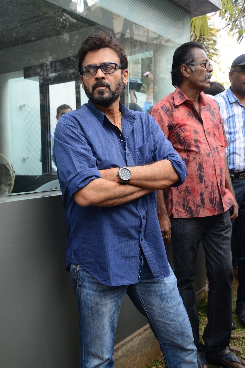 D Ramanaidu Condolences Photos 01 - 160 / 162 photos