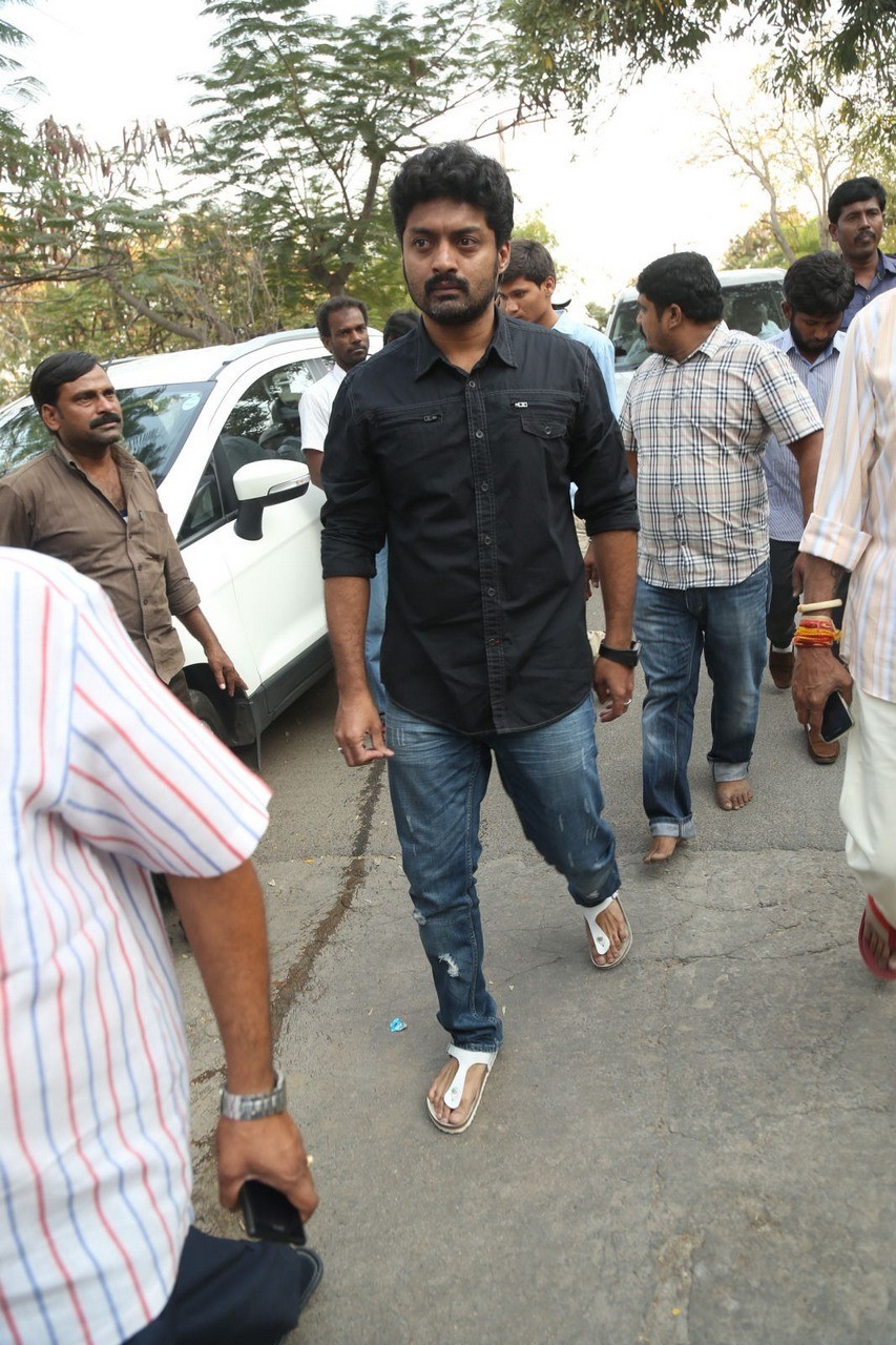 D Ramanaidu Condolences Photos 02 - 20 / 107 photos