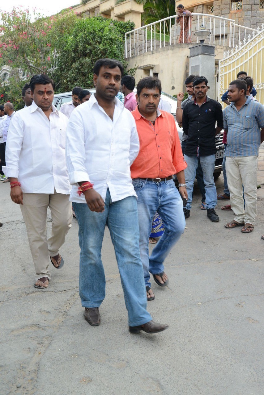 D Ramanaidu Condolences Photos 02 - 100 / 107 photos