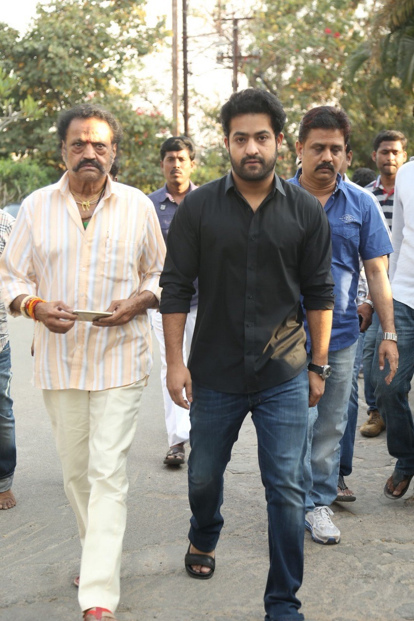 D Ramanaidu Condolences Photos 02 - 103 / 107 photos