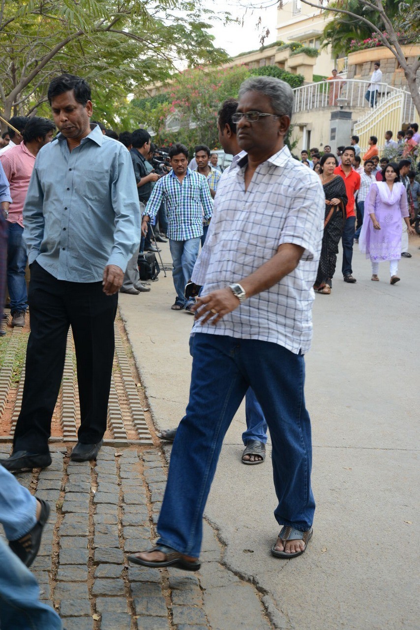 D Ramanaidu Condolences Photos 02 - 106 / 107 photos