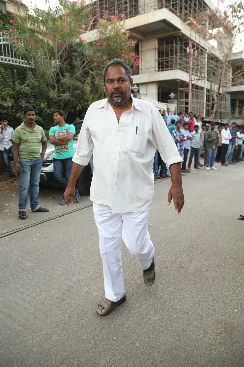 D Ramanaidu Condolences Photos 03 - 54 / 210 photos