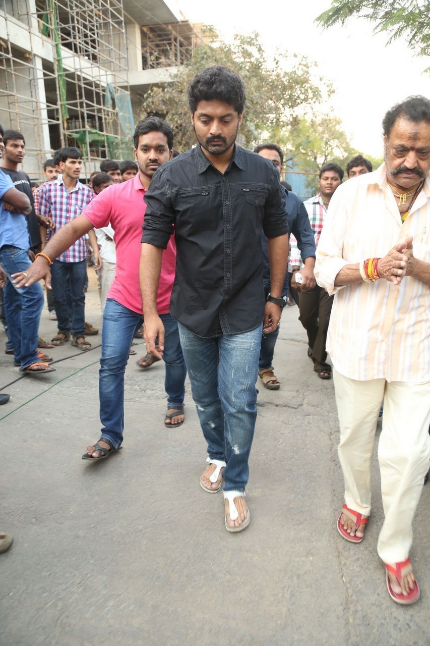 D Ramanaidu Condolences Photos 03 - 77 / 210 photos