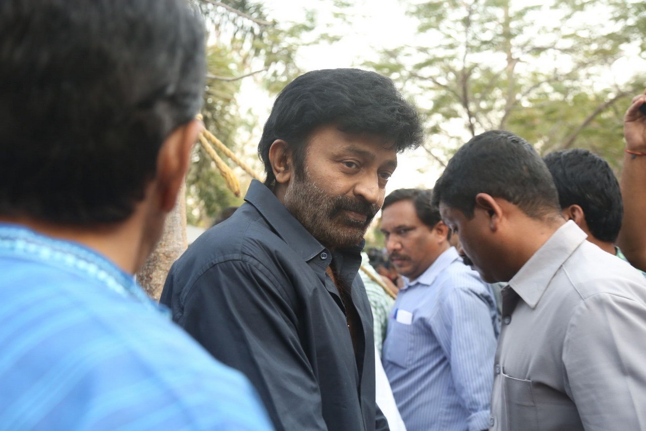 D Ramanaidu Condolences Photos 03 - 80 / 210 photos