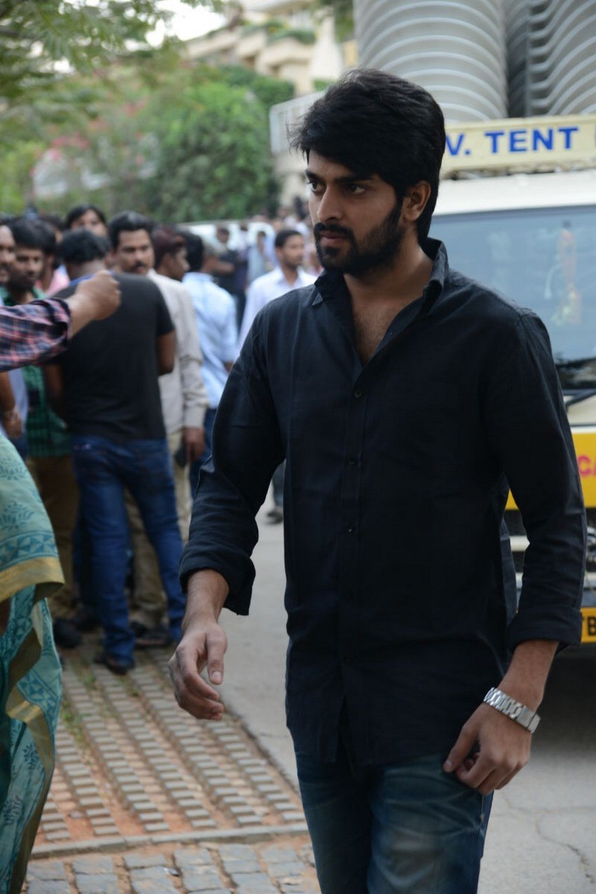 D Ramanaidu Condolences Photos 03 - 95 / 210 photos