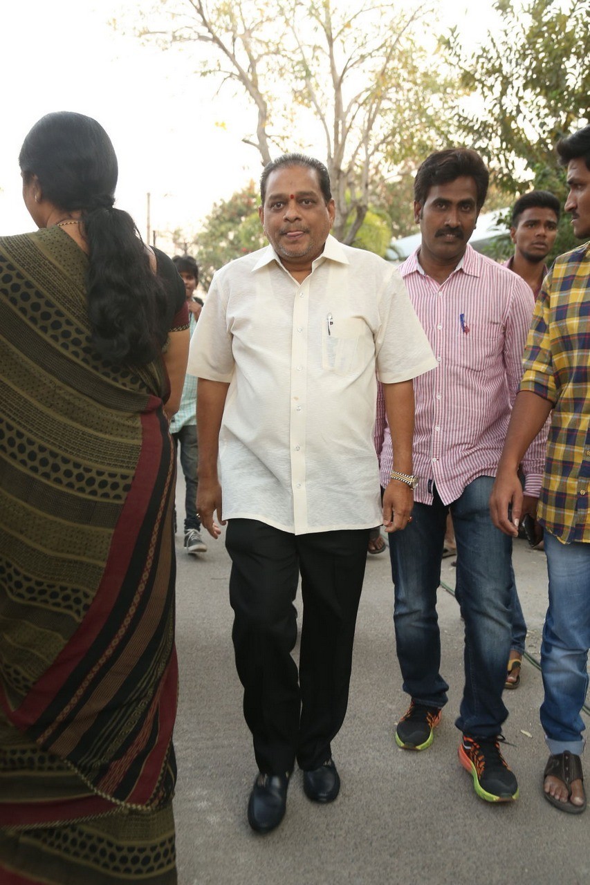 D Ramanaidu Condolences Photos 03 - 108 / 210 photos