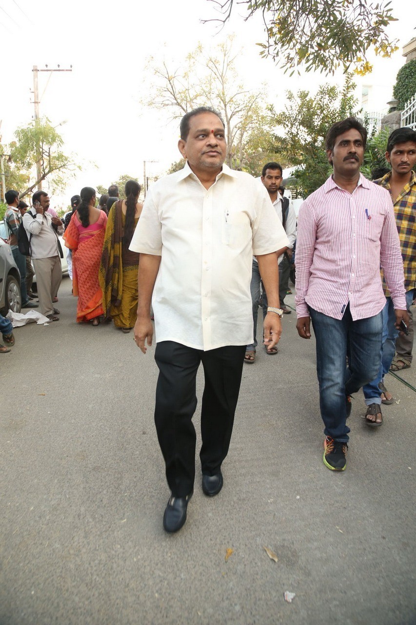 D Ramanaidu Condolences Photos 03 - 162 / 210 photos