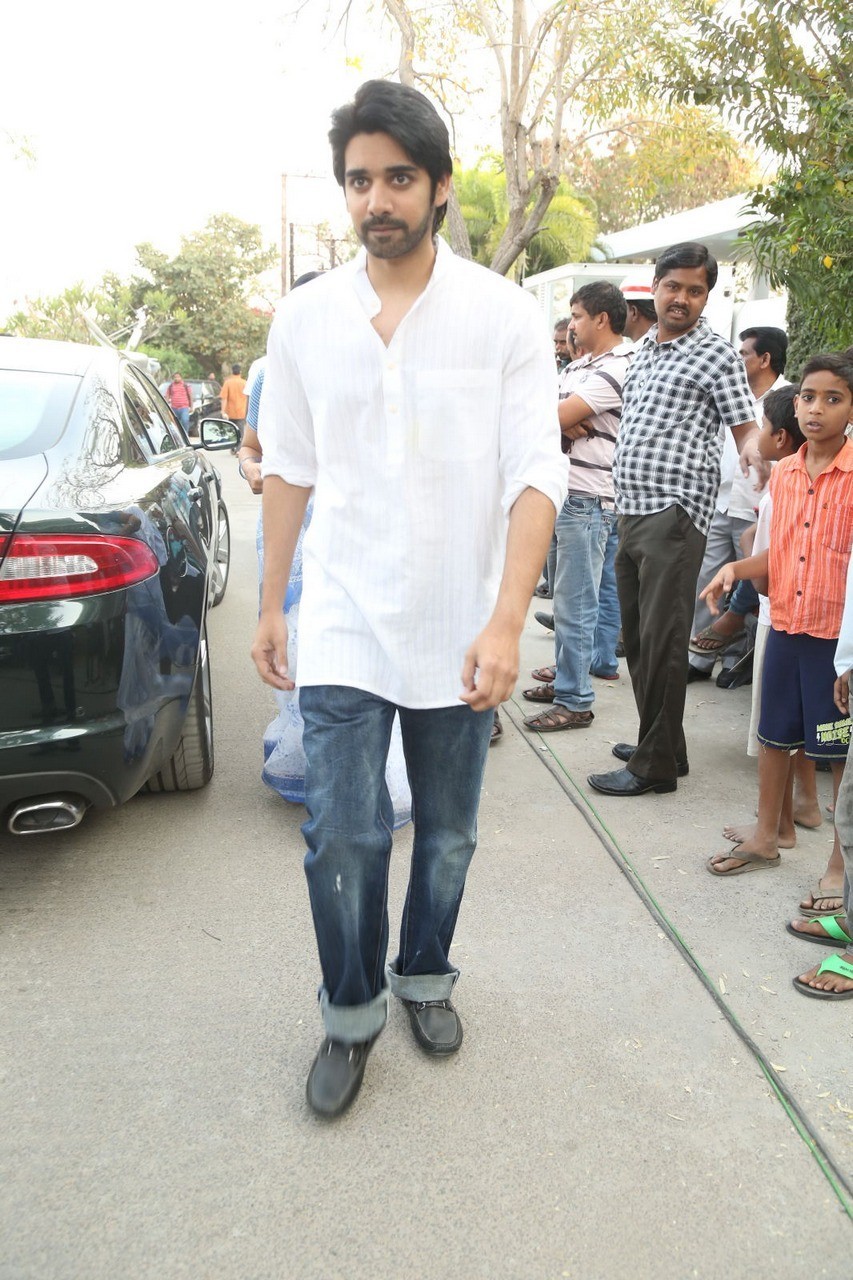 D Ramanaidu Condolences Photos 03 - 172 / 210 photos