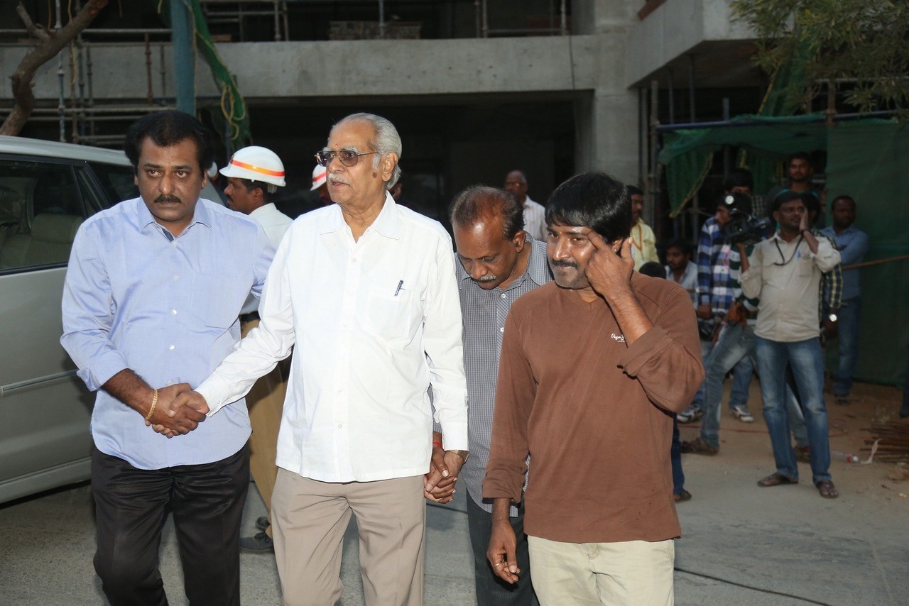 D Ramanaidu Condolences Photos 05 - 42 / 164 photos