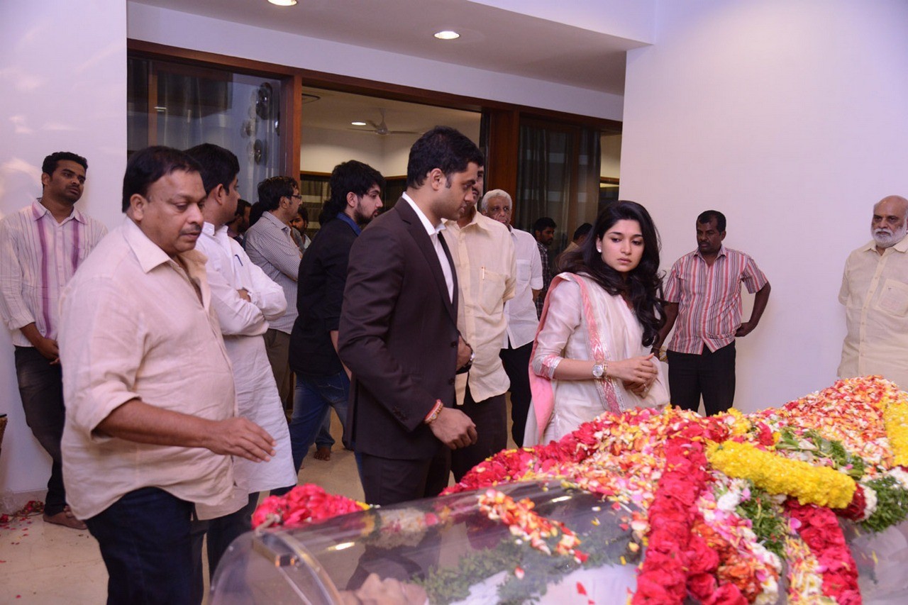 D Ramanaidu Condolences Photos 05 - 93 / 164 photos