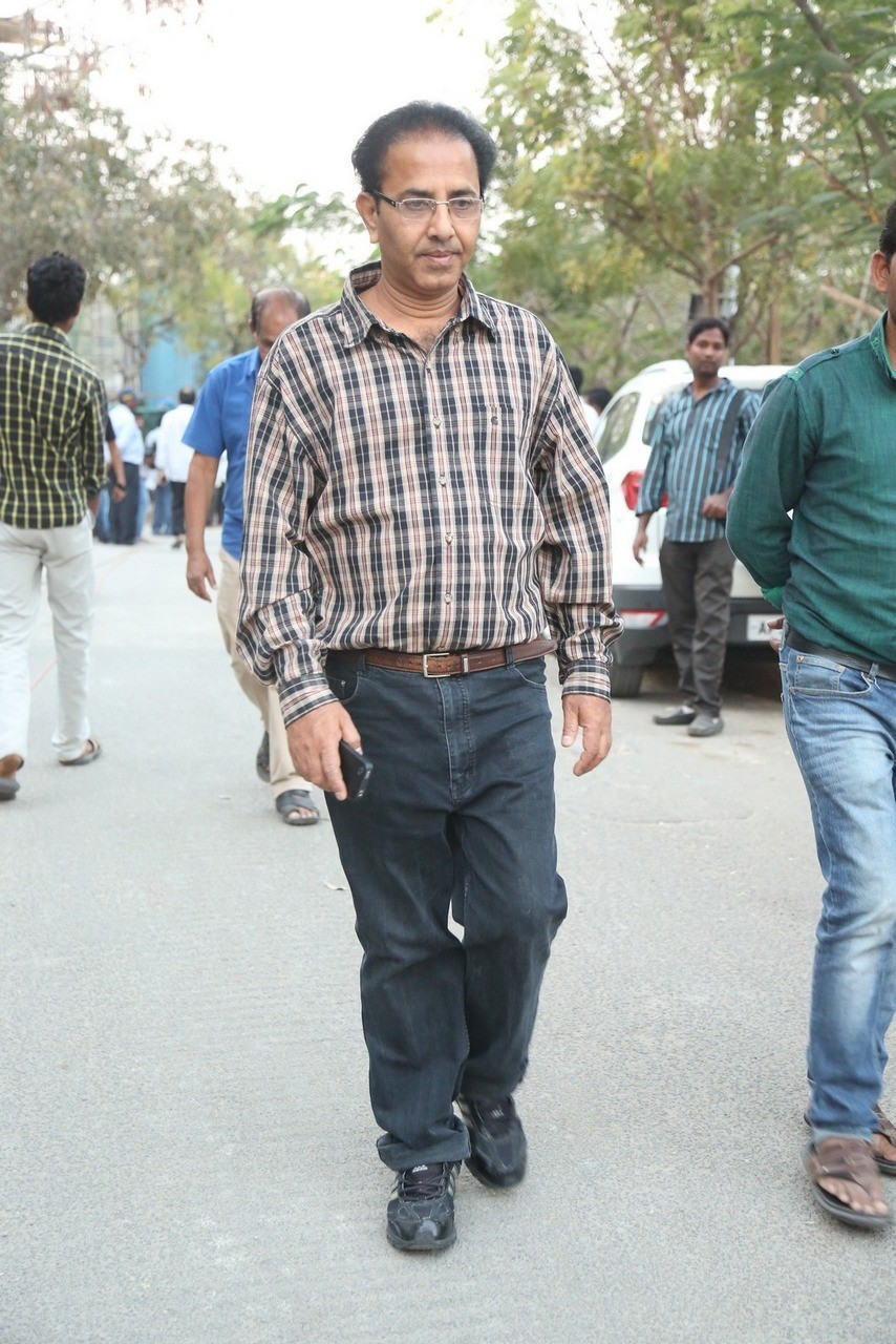 D Ramanaidu Condolences Photos 05 - 98 / 164 photos
