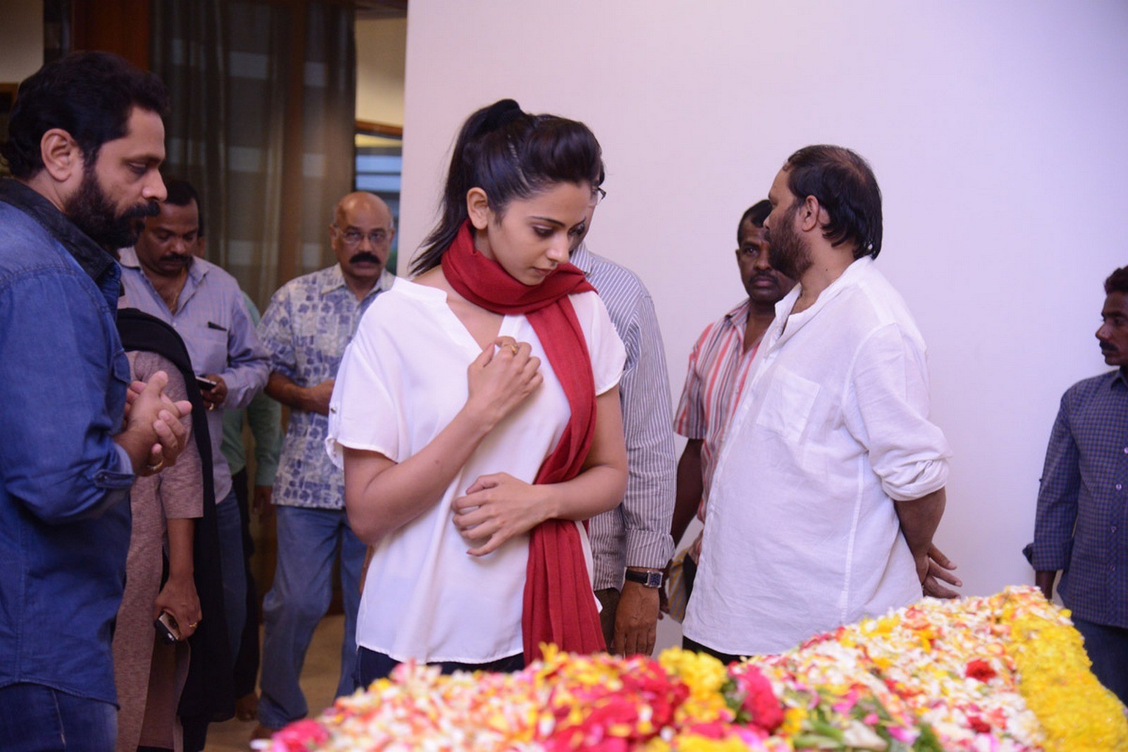 D Ramanaidu Condolences Photos 06 - 64 / 99 photos
