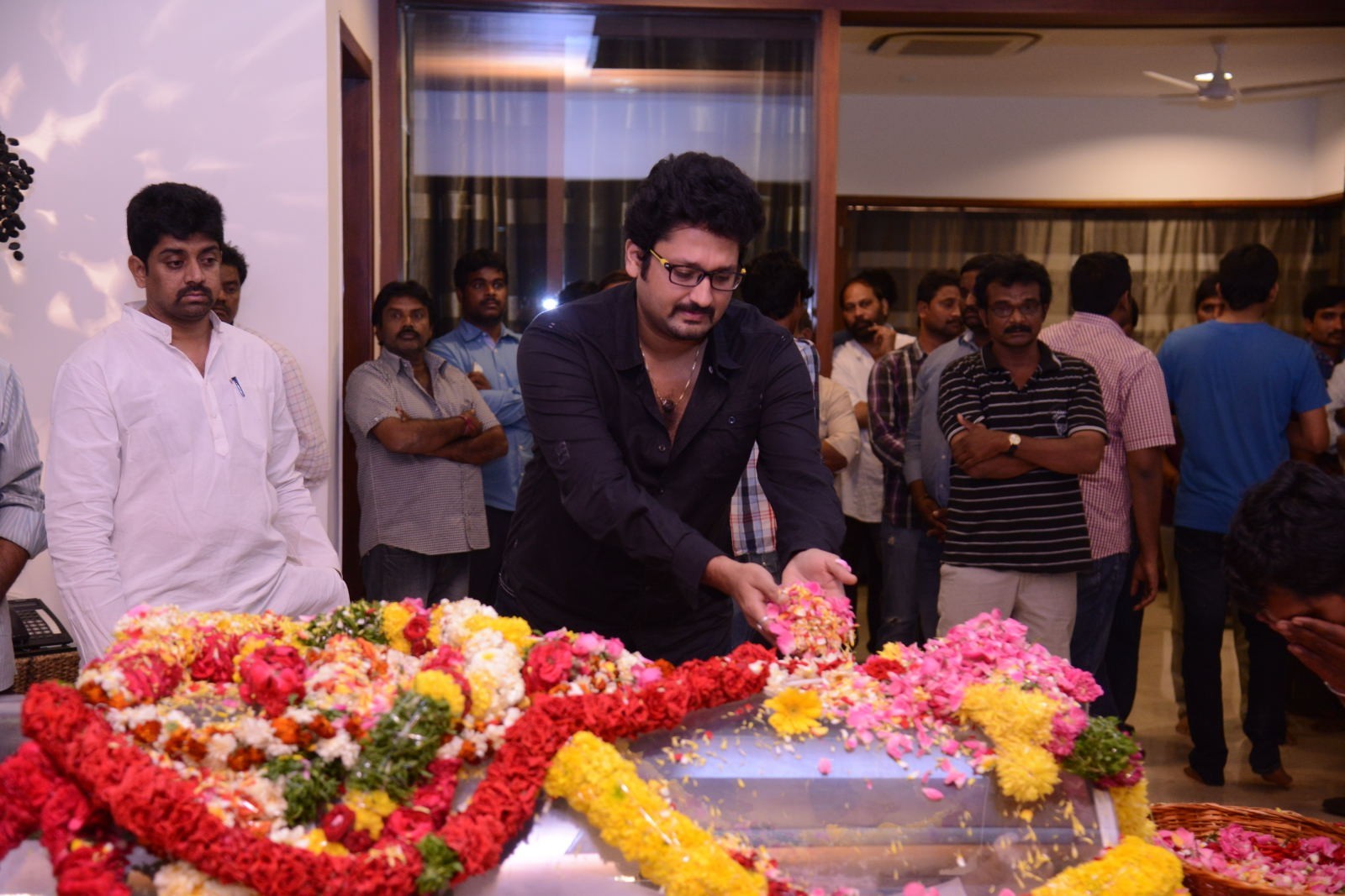 D Ramanaidu Condolences Photos 07 - 22 / 58 photos