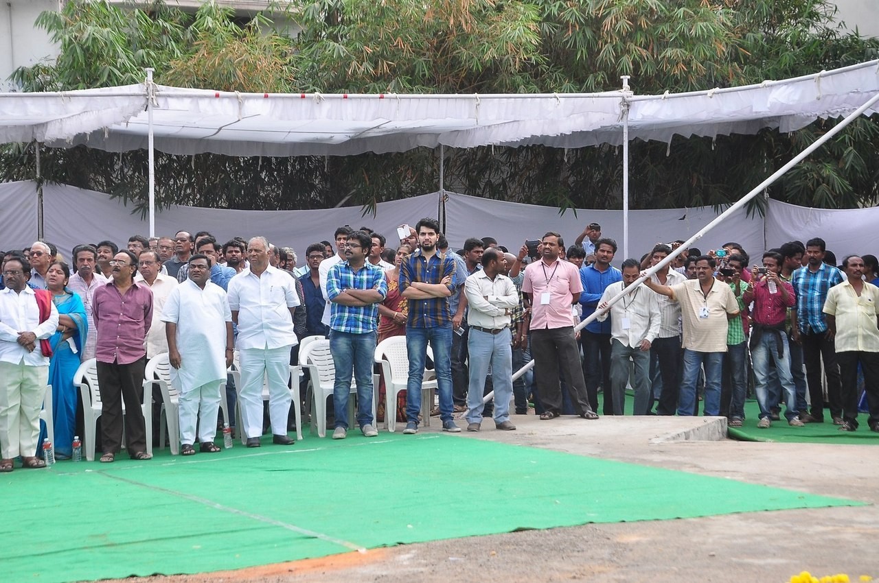 D Ramanaidu Funeral Ceremony - 3 / 326 photos