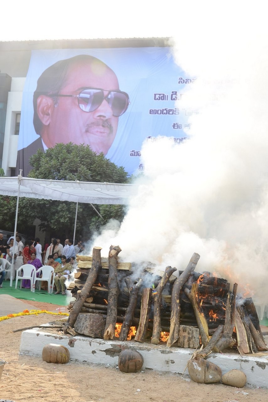 D Ramanaidu Funeral Ceremony - 4 / 326 photos