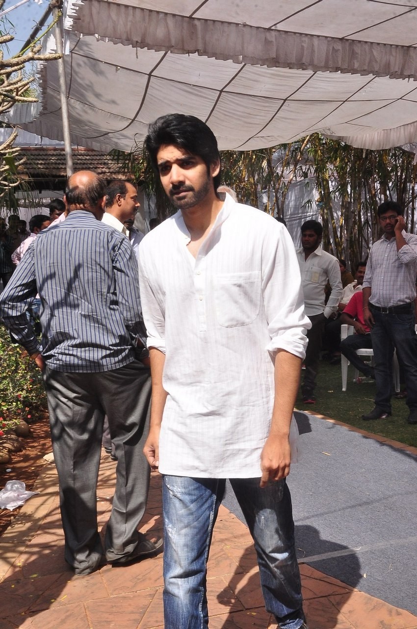 D Ramanaidu Funeral Ceremony - 77 / 326 photos