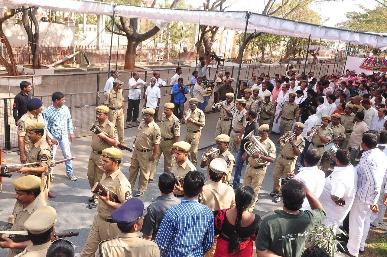 D Ramanaidu Funeral Ceremony - 96 / 326 photos