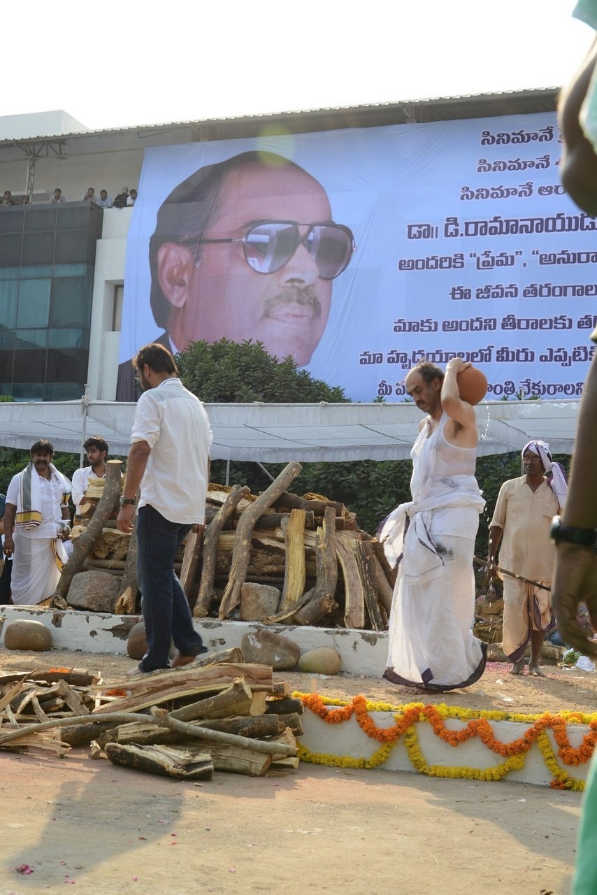 D Ramanaidu Funeral Ceremony - 98 / 326 photos
