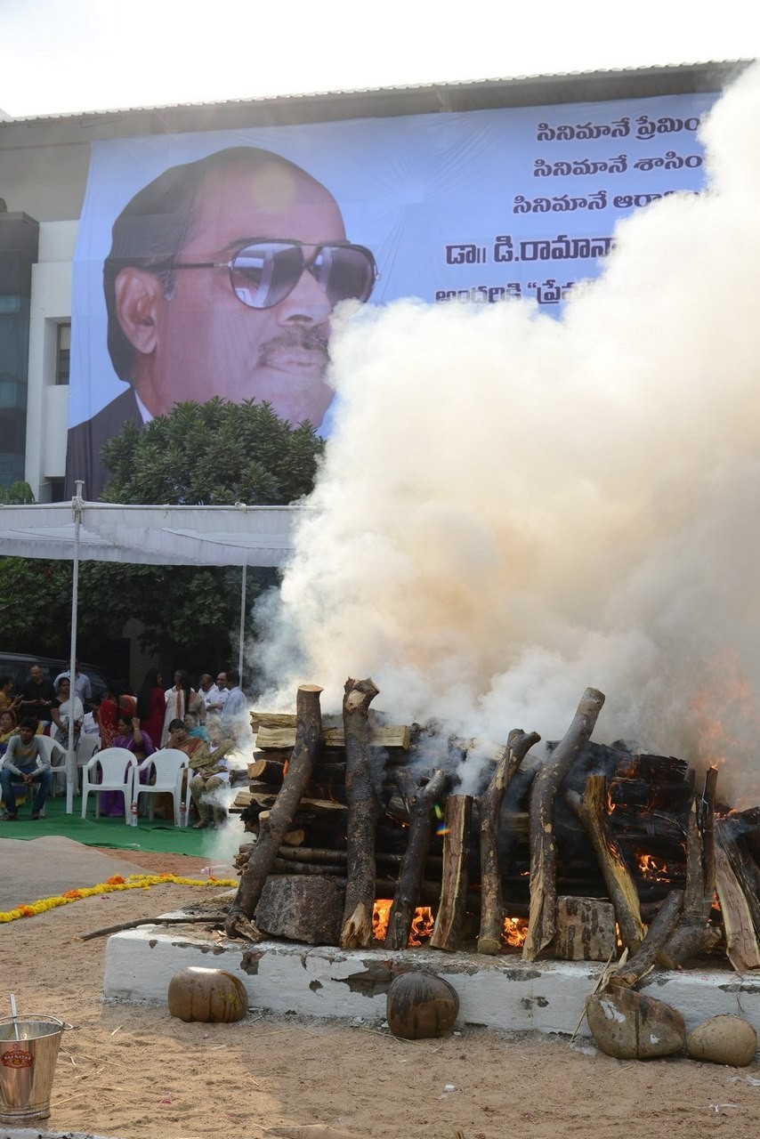D Ramanaidu Funeral Ceremony - 102 / 326 photos