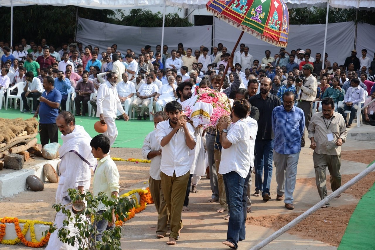 D Ramanaidu Funeral Ceremony - 134 / 326 photos