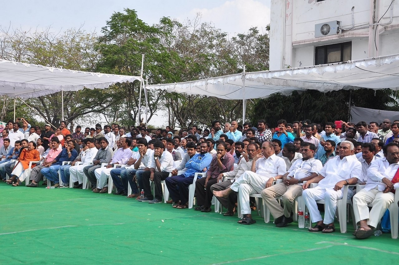 D Ramanaidu Funeral Ceremony - 148 / 326 photos