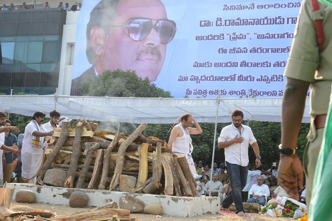D Ramanaidu Funeral Ceremony - 164 / 326 photos