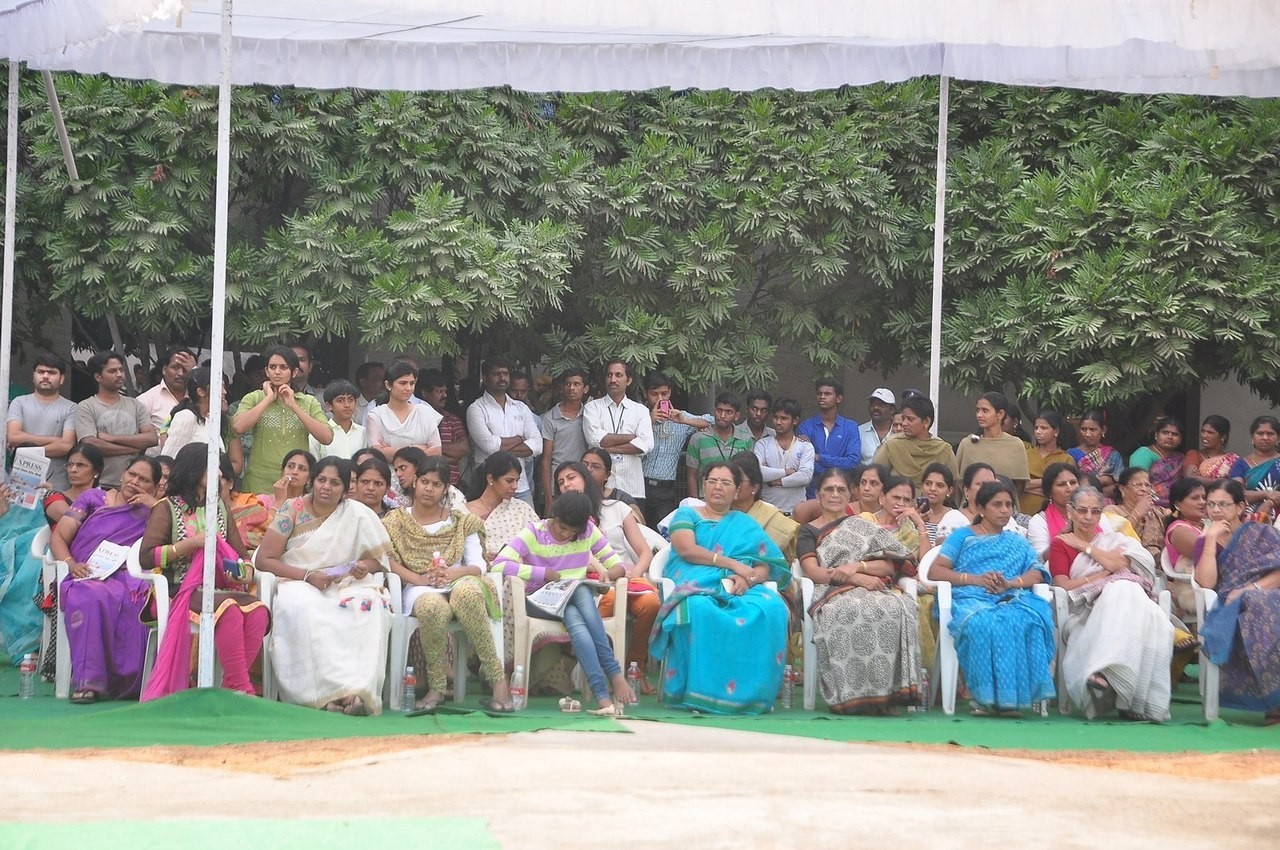 D Ramanaidu Funeral Ceremony - 172 / 326 photos