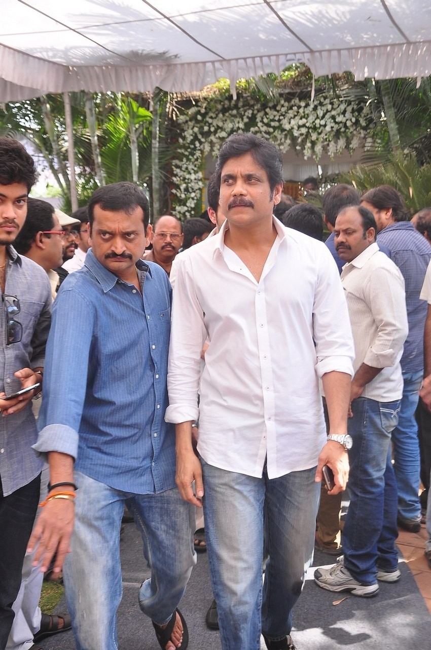 D Ramanaidu Funeral Ceremony - 198 / 326 photos