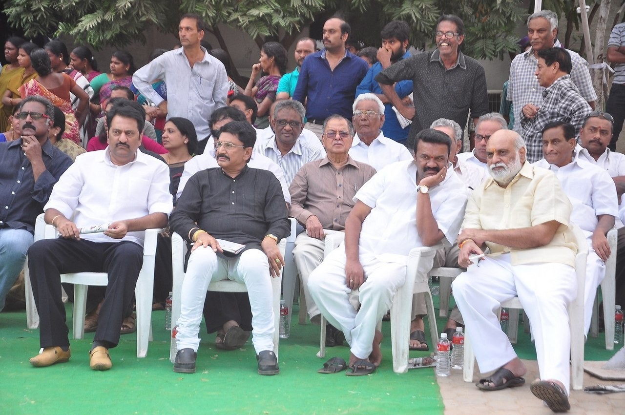 D Ramanaidu Funeral Ceremony - 208 / 326 photos