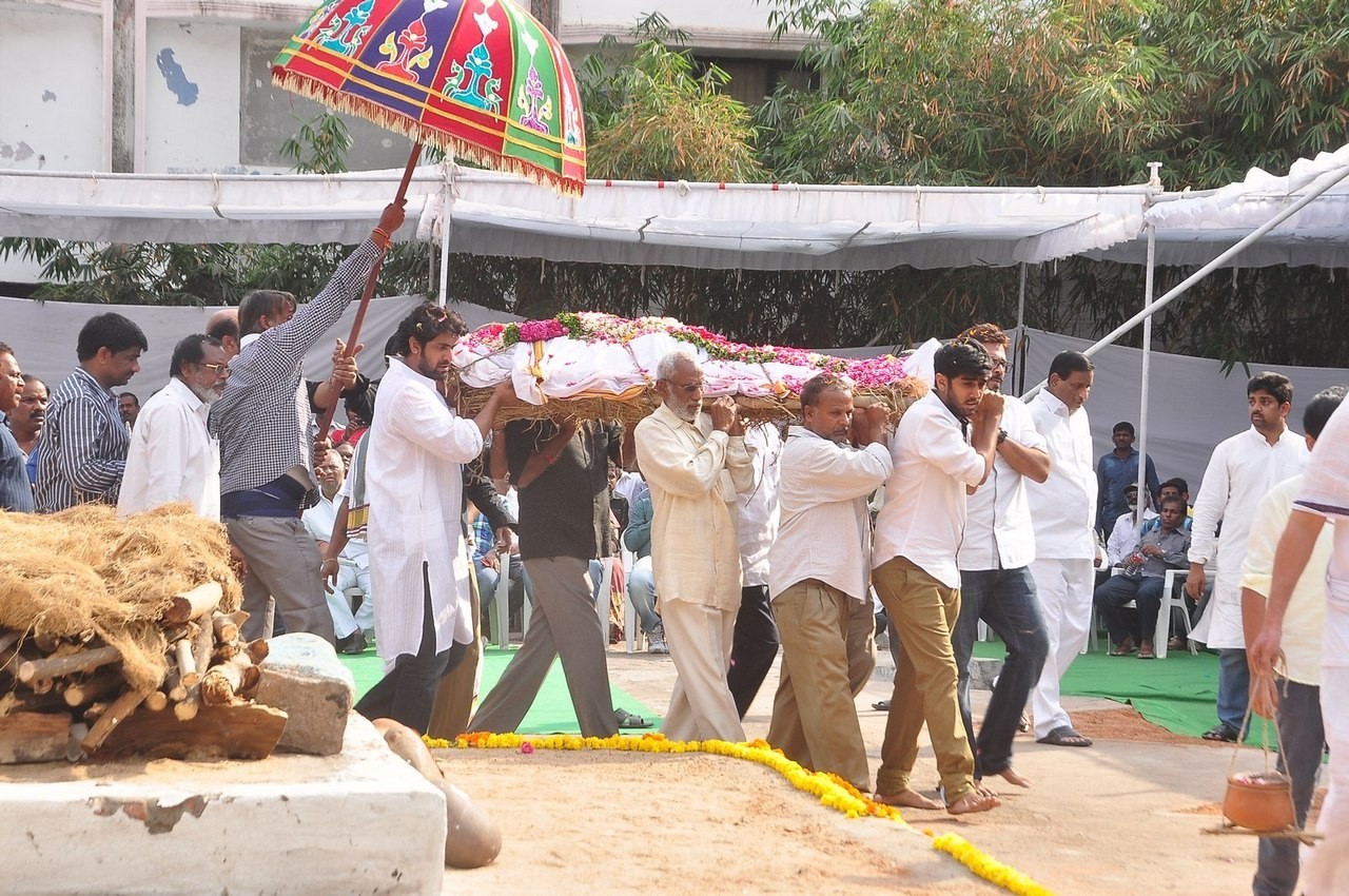 D Ramanaidu Funeral Ceremony - 230 / 326 photos