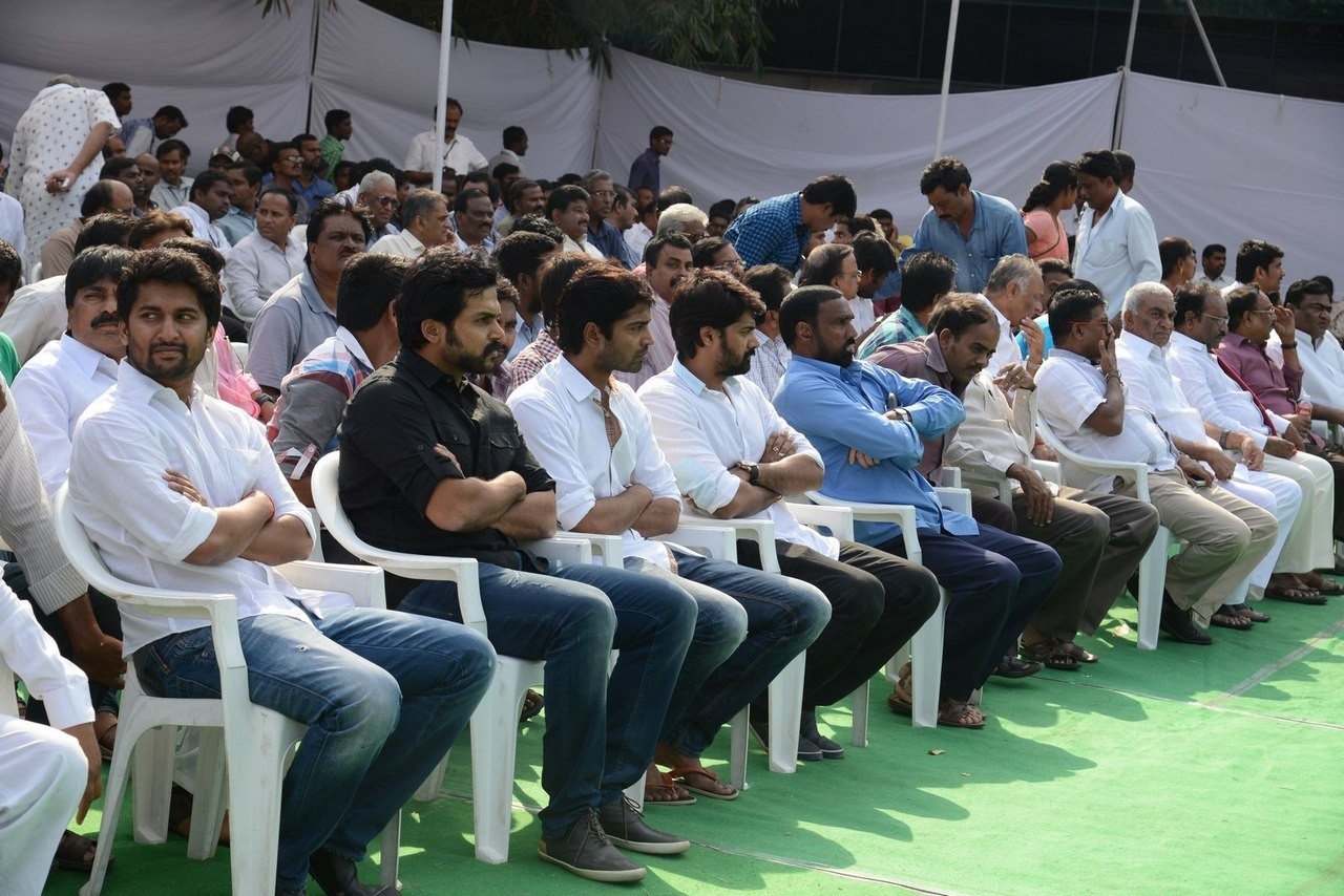 D Ramanaidu Funeral Ceremony - 293 / 326 photos