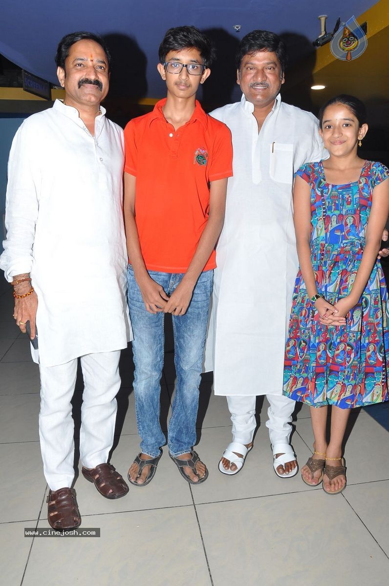 Dagudumootha Dandakor Premiere Show - 43 / 92 photos