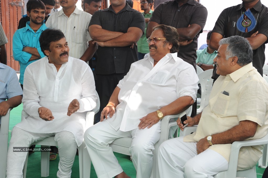 Dasari n Chiru at Vadde Ramesh 1st Year Ceremony - 21 / 38 photos